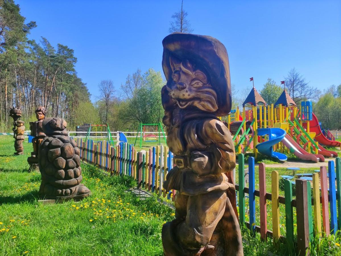 Мисливець В Комплексі "Сокіл" Hotel Susk Buitenkant foto